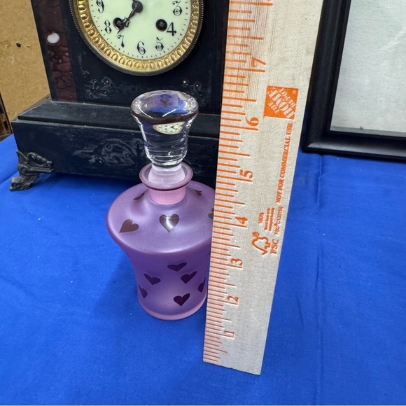 Royal Limited Crystal Glass Perfume Bottle Brushed Pink Burgundy Hearts Empty - Picture 7 of 8